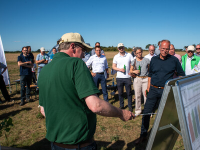 Tim Eiler (LWK) und Matthias Miersch