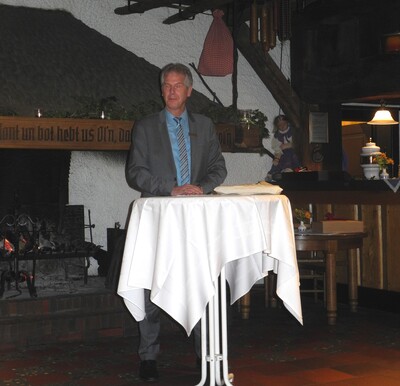 Auch der Westersteder B&uuml;rgermeister Gro&szlig; &uuml;bermittelte seine Gl&uuml;ckw&uuml;nsche