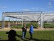 Der Rainshelter, ein automatisch arbeitendes Regenschutzdach, ist am Donnerstag, 6. Oktober 2022, in Hamerstorf (Landkreis Uelzen) eingeweiht worden. - © Jantje Ziegeler Der Rainshelter, ein automatisch arbeitendes Regenschutzdach, ist am Donnerstag, 6. Oktober 2022, in Hamerstorf (Landkreis Uelzen) eingeweiht worden.