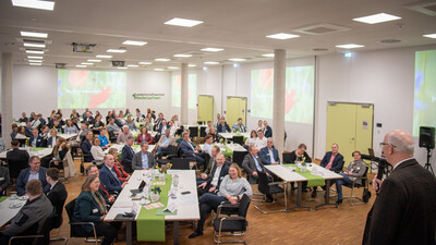 Ehrung der jahrgangsbesten Absolvent/-innen in der Aus- und Fortbildung 2025 am 11.02.2026 in Hannover.