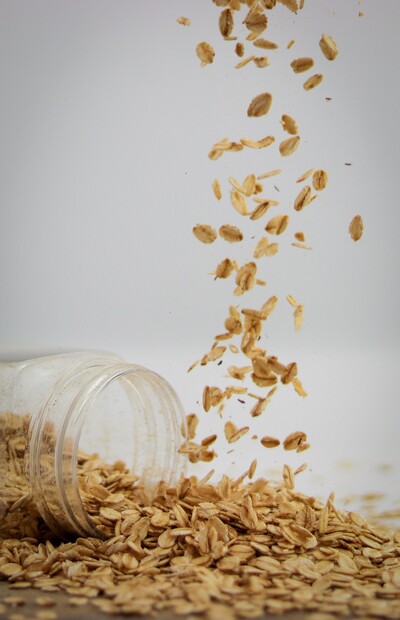 Kernige Haferflocken - © My Walking Diary / pexels.com /media/media/0E2C121F-98C3-02B1-BE93D91E851EE7F5.jpg