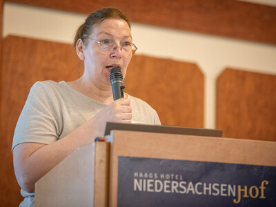 Kammer-Vizepr&auml;sidentin Dagmar Heyens auf der Tagung 'Emissionen aus der Tierhaltung' am 23.06.2026 in Verden.