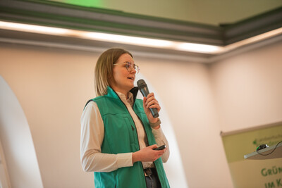 Maren Timmermann von der Deutschen Saatveredelung referierte zum Thema 'Züchterische Leistungen erkennen und nutzen'.