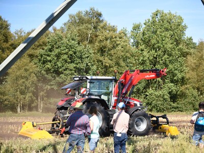 Bei der Maschinenvorf&uuml;hrung &bdquo;Von der Aussaat bis zur Ernte &ndash; Techniken rund um den Maisanbau&ldquo; in Gyhum waren am 7. September 2023 insgesamt 60 Ger&auml;te und Maschinen im praktischen Einsatz zu erleben.