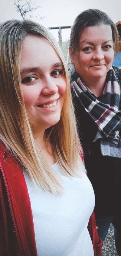 Lena Doden und Anne Backhaus