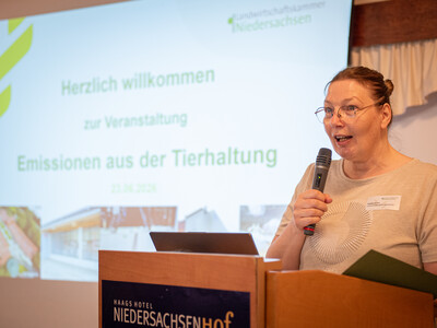 Kammer-Vizepr&auml;sidentin Dagmar Heyens auf der Tagung 'Emissionen aus der Tierhaltung' am 23.06.2026 in Verden.
