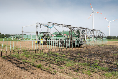 Aktuelle Technik f&uuml;r Transport und Ausbringen von Wirtschaftsd&uuml;ngern im praktischen Feldeinsatz beobachteten rund 1.200 Besucherinnen und Besucher bei der Maschinenvorf&uuml;hrung am 06.09.2018 in Nortrup (Osnabr&uuml;ck).