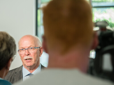 Pressekonferenz der Landesvertretung der Handwerkskammern Niedersachsen e.V. (LHN) und der Landwirtschaftskammer Niedersachsen (LWK) am 24.06.2024 in Hannover-Ahlem zu gemeinsamen Handlungsempfehlungen zur St&auml;rkung des l&auml;ndlichen Raumes.