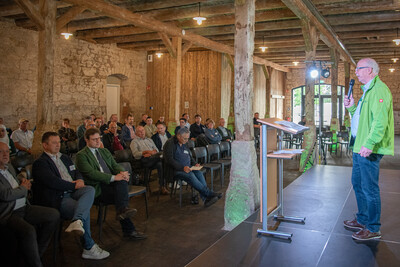 Fach-Event &bdquo;Zwischen Acker und App &ndash; Digitalisierung Ihres Pflanzenbaus&ldquo; auf der Dom&auml;ne Schickelsheim (K&ouml;nigslutter/Kreis Helmstedt).