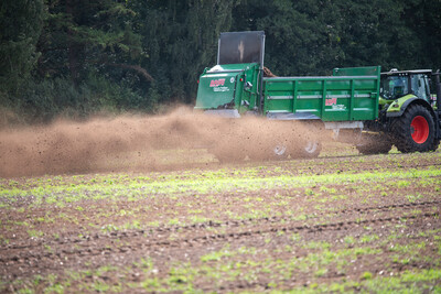 Maschinenvorf&uuml;hrung G&uuml;lletechnik Nortrup 2025