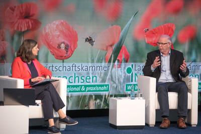 Fragestunde zum Artenschutz-Abkommen Der Nieders&auml;chsische Weg - Livestream am 23.11.2020 in der &Ouml;VB-Arena in Bremen.