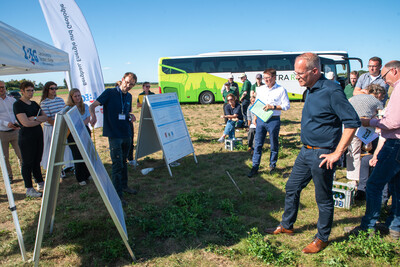 Dr. Norbert Bischoff (LBEG) pr&auml;sentierte erste Ergebnisse des Versuchs in Schw&uuml;blingsen
