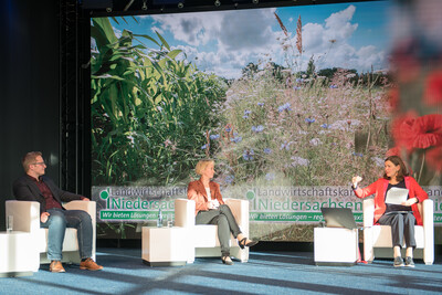 Fragestunde zum Artenschutz-Abkommen Der Niedersächsische Weg - Livestream am 23.11.2020 in der ÖVB-Arena in Bremen.