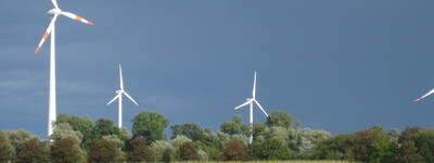 Der Austausch von 2 %-Punkten Braunkohlestrom durch Windstrom bringt in Deutschland so viel Treibhausgaseinsparung wie eine Halbierung des Fleischkonsums
