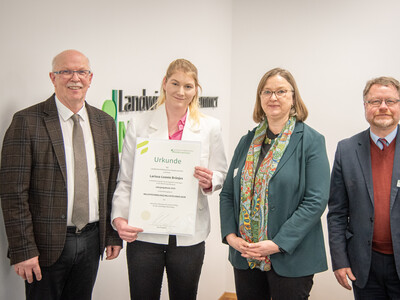 Ehrung der jahrgangsbesten Absolvent/-innen in der Aus- und Fortbildung 2025 am 11.02.2026 in Hannover.