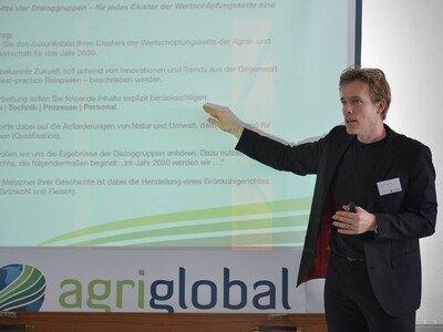 Workshop I zu Zukunftsbildern der Agrar- und Ernährungswirtschaft am 11. und 12. März 2015 in Garrel - © Thorsten Ritzmann Workshop I zu Zukunftsbildern der Agrar- und Ernährungswirtschaft am 11. und 12. März 2015 in Garrel