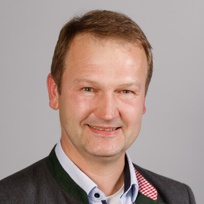 Dr. sc. agr. Hinrich H&uuml;wing
