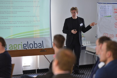 Workshop I zu Zukunftsbildern der Agrar- und Ernährungswirtschaft am 11. und 12. März 2015 in Garrel - © Thorsten Ritzmann Workshop I zu Zukunftsbildern der Agrar- und Ernährungswirtschaft am 11. und 12. März 2015 in Garrel