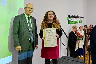 &Uuml;bergabe Meisterbriefe Hauswirtschaft 2025 in Hannover