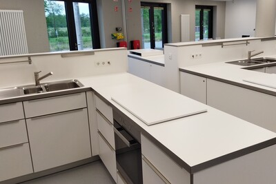 Ob für teambildende Maßnahmen oder Schulklassen: Die acht ausgestatteten Lehrküchen der Landwirtschaftskammer in Niedersachsen in Aurich stehen Interessierten zur Verfügung.