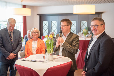 Abschiedsfeier für Dr. Günter Kuhnt, Leiter der Bezirksstelle Oldenburg-Süd.