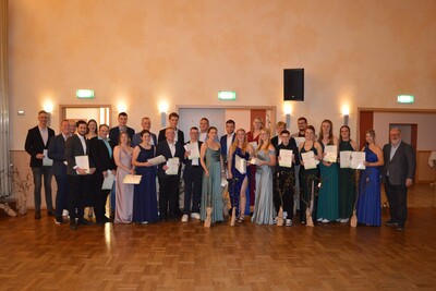 Absolventen Landwirtinnen und Landwirte Bunde 2025