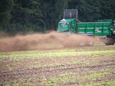 Maschinenvorf&uuml;hrung G&uuml;lletechnik Nortrup 2025