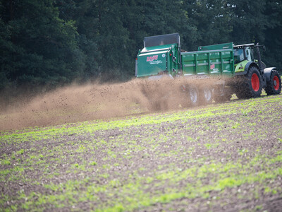Maschinenvorf&uuml;hrung G&uuml;lletechnik Nortrup 2025