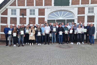 45 (2) Kurs an der Bezirksstelle Oldenburg-Nord abgeschlossen