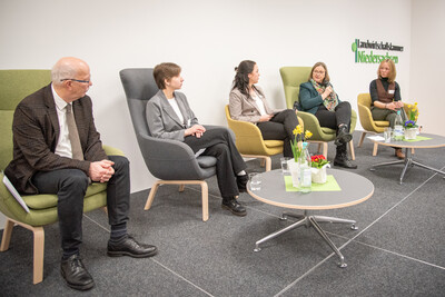 Ehrung der jahrgangsbesten Absolvent/-innen in der Aus- und Fortbildung 2025 am 11.02.2026 in Hannover.