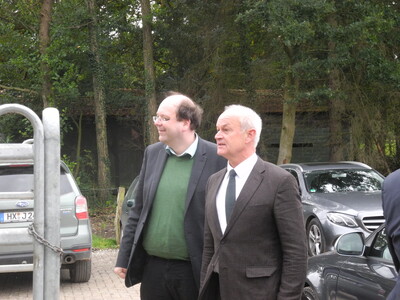 Minister Meyer und Gernot Lingens - © Dr. Hans-Gerd Brunken Minister Meyer und Gernot Lingens