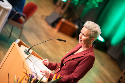 „Unser Ziel ist es, die Landwirtschaft in ihrer Vielfalt zu erhalten und zu fördern“, sagte Gastrednerin Silvia Breher, Parlamentarische Staatsekretärin im Bundesministerium für Landwirtschaft, Ernährung und Heimat. - © Christopher Hanraets „Unser Ziel ist es, die Landwirtschaft in ihrer Vielfalt zu erhalten und zu fördern“, sagte Gastrednerin Silvia Breher, Parlamentarische Staatsekretärin im Bundesministerium für Landwirtschaft, Ernährung und Heimat.