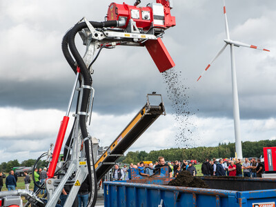 Maschinenvorf&uuml;hrung G&uuml;lletechnik Nortrup 2025