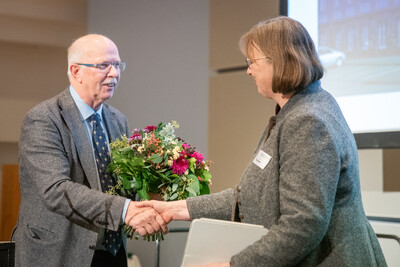 Kammerpr&auml;sident Gerhard Schwetje und Agrar-Staatssekret&auml;rin Frauke Patzke auf dem Gesellschaftsabend der Landwirtschaftskammer Niedersachsen am 19.11.2025 in Oldenburg.