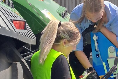 Schleppertraining f&uuml;r Frauen am 2. Juni 2026 in Uelzen