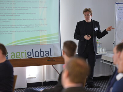 Workshop I zu Zukunftsbildern der Agrar- und Ernährungswirtschaft am 11. und 12. März 2015 in Garrel - © Thorsten Ritzmann Workshop I zu Zukunftsbildern der Agrar- und Ernährungswirtschaft am 11. und 12. März 2015 in Garrel