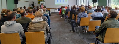 - © Mario Reil Baumschul-Seminar