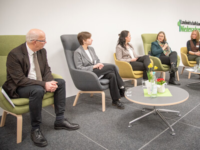 Ehrung der jahrgangsbesten Absolvent/-innen in der Aus- und Fortbildung 2025 am 11.02.2026 in Hannover.