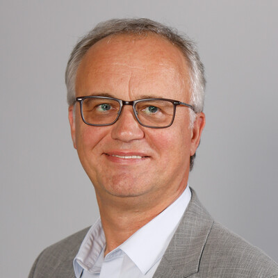Dr. Karsten M&ouml;ller