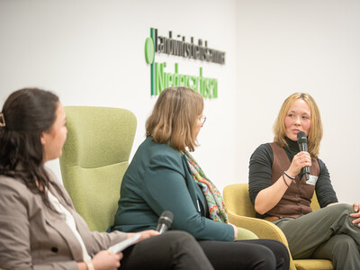 Ehrung der jahrgangsbesten Absolvent/-innen in der Aus- und Fortbildung 2025 am 11.02.2026 in Hannover.