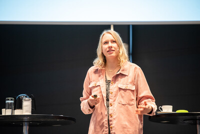 Agrarinfluencerin Gesa Ramme sprach &uuml;ber Frauen in Feld und Feed.