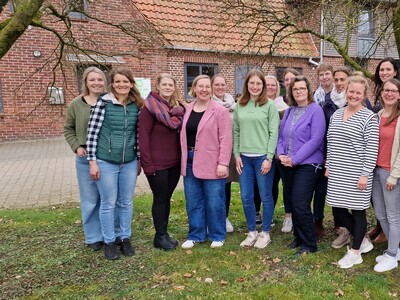 18 Frauen meistern 10-tägigen Kurs AgrarBüromanagerin - © Birgit Jürgens 18 Frauen meistern 10-tägigen Kurs AgrarBüromanagerin