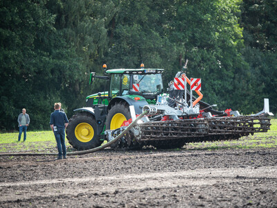 Maschinenvorf&uuml;hrung G&uuml;lletechnik Nortrup 2025