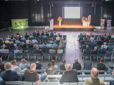 1. Fachforum Schwein und Gefl&uuml;gelmast in den Emslandhallen in Lingen (07. und 08.06.2023).