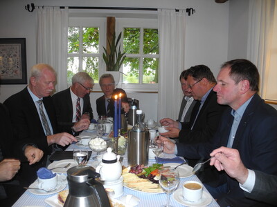 Gäste bei der anschließenden Verleihung des Staatsehrenpreises - © Dr. Hans-Gerd Brunken Gäste bei der anschließenden Verleihung des Staatsehrenpreises