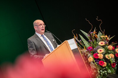 Die Nutztierhaltung sei ein zentrales, wichtiges Thema für Niedersachsen, betonte Vizepräsident Manfred Tannen in seinem Schlusswort für die Kammerversammlung 2025 in Oldenburg. - © Christopher Hanraets Die Nutztierhaltung sei ein zentrales, wichtiges Thema für Niedersachsen, betonte Vizepräsident Manfred Tannen in seinem Schlusswort für die Kammerversammlung 2025 in Oldenburg.