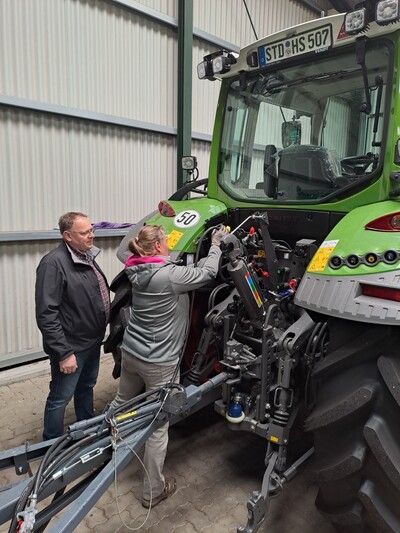 Schlepperfahrtraining 2025 - © Eide Hauschild Schlepper Fahrtraining 2025