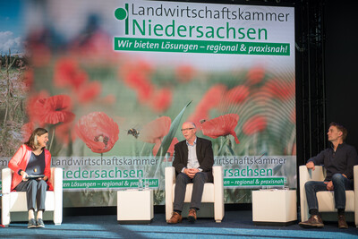 Fragestunde zum Artenschutz-Abkommen Der Nieders&auml;chsische Weg - Livestream am 23.11.2020 in der &Ouml;VB-Arena in Bremen.