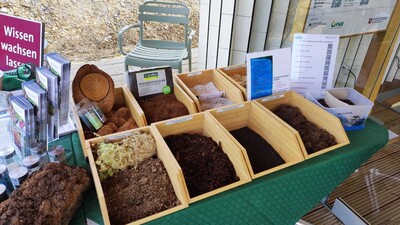Torfersatzstoffe zum Anfassen - © Maren Hantelmann Torfersatzstoffe zum Anfassen
