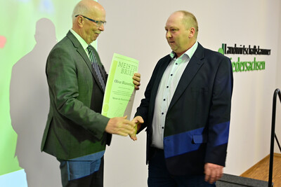 &Uuml;bergabe Meisterbriefe Hauswirtschaft 2025 in Hannover